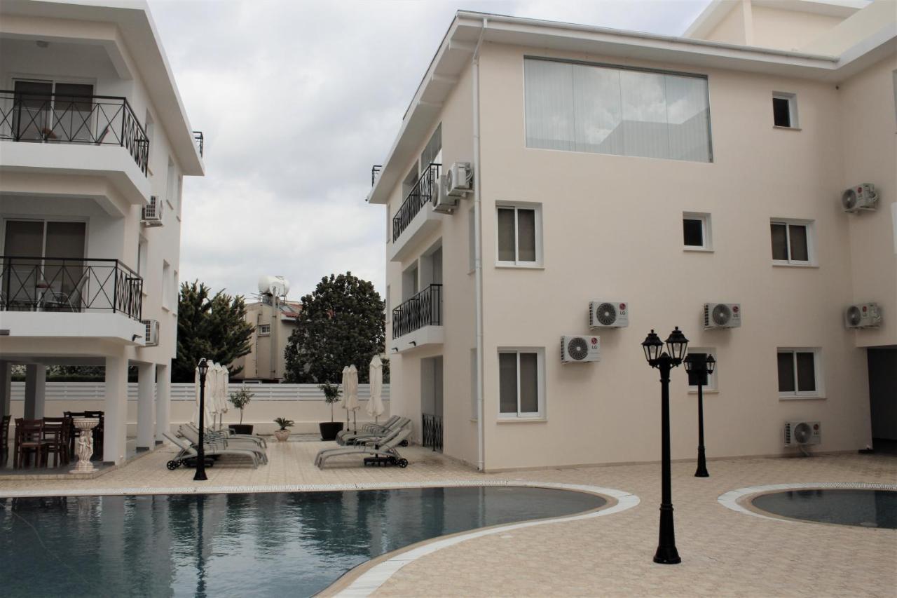 Carisa Gardens